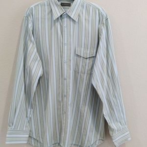 Tommy Bahama Island Soft men's dress shirt